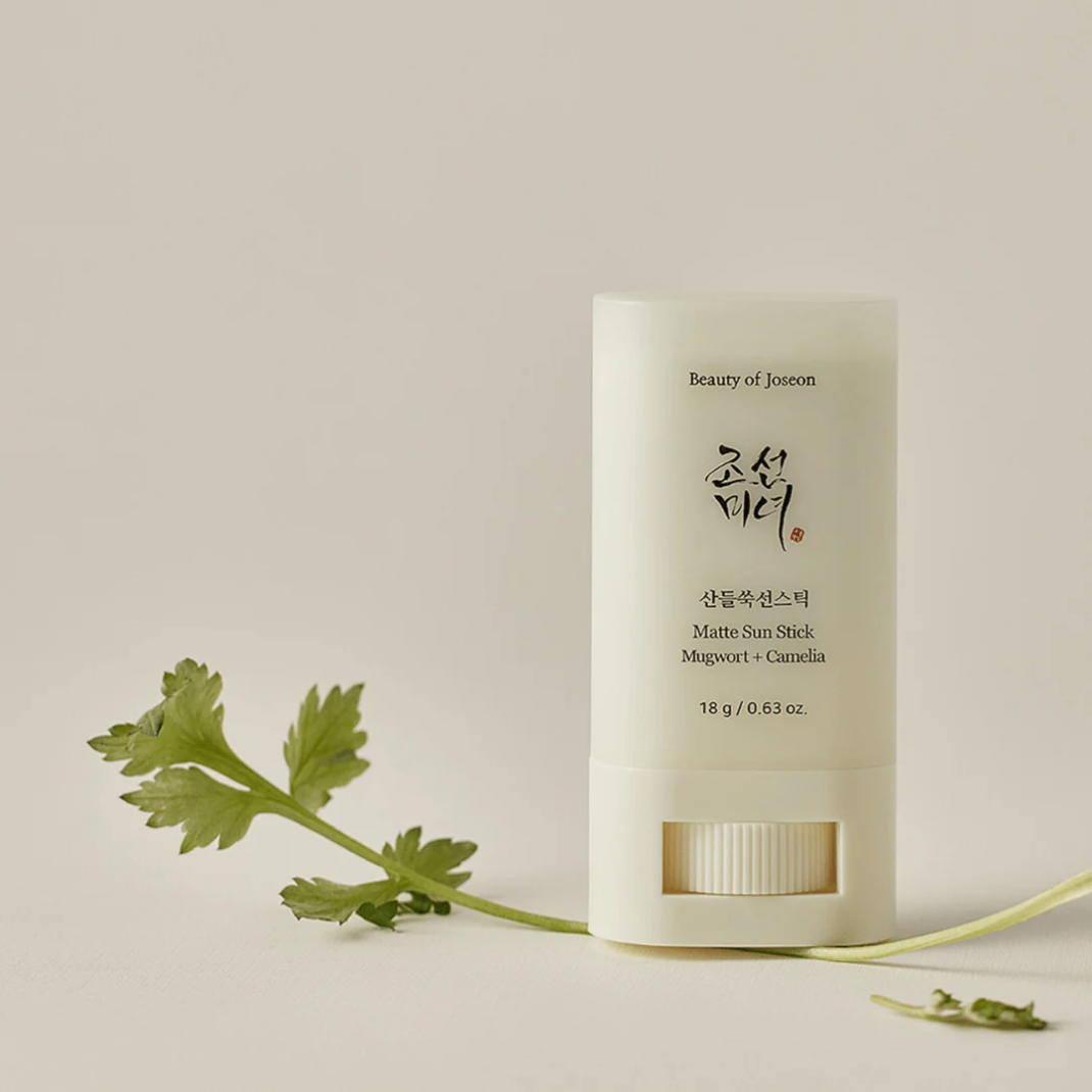 MATTE SUN STICK : MUGWORT + CAMELIA 18G
