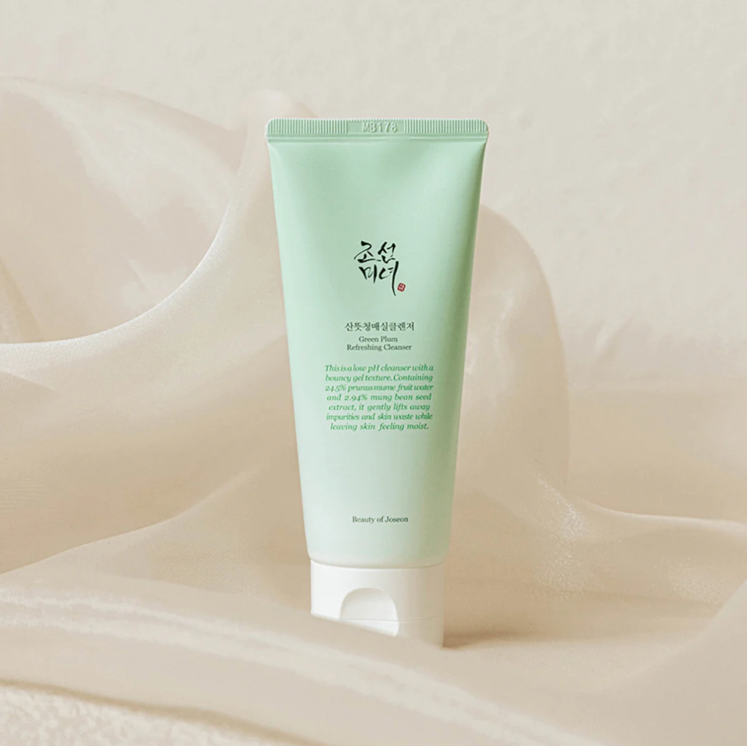 GREEN PLUM REFRESHING CLEANSER 100ML