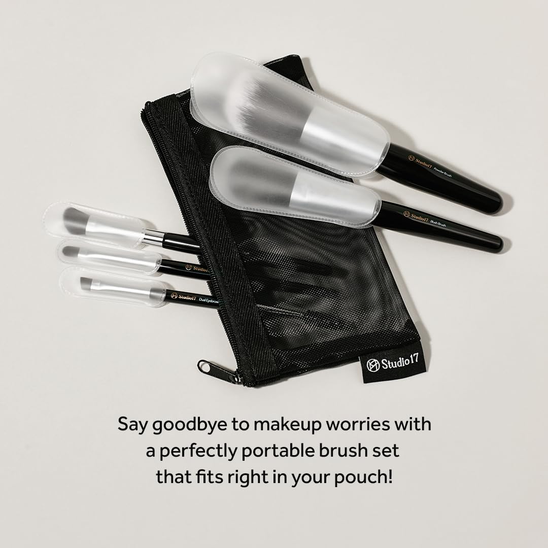 Portable makeup brush set